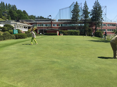 日本ラインゴルフ倶楽部練習場内／ゴルフライフサポートスクール