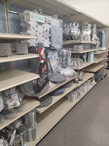 Discount Store «Big Lots», reviews and photos, 1515 Garner Station Blvd, Raleigh, NC 27603, USA