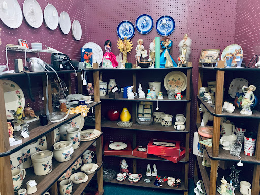 Antique Store «Treasures At Century Plaza», reviews and photos, 3702 Century Dr, Fort Smith, AR 72903, USA