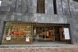 Sulwhasoo SPA Flagship Store image
