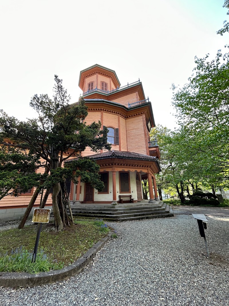 山形市立郷土館（旧済生館本館）