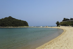 Machajin Beach'in fotoğrafı - rahatlamayı sevenler arasında popüler bir yer