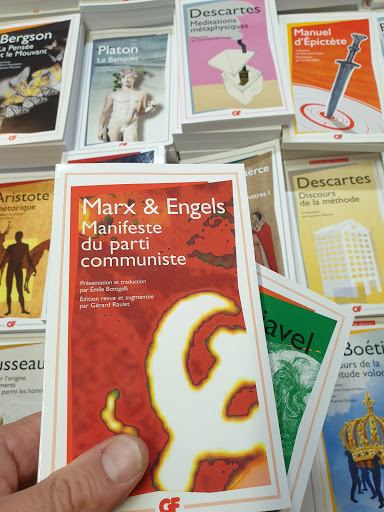 Vintage poster shops in Toulouse