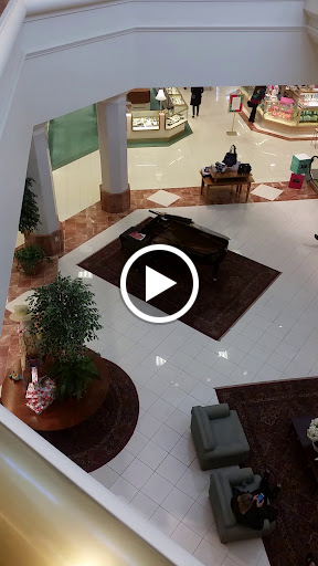 Department Store «Von Maur», reviews and photos, 100 Magnolia Ln, Beavercreek, OH 45440, USA