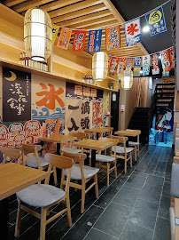 Atmosphère du Restaurant servant des nouilles udon Manpuku à Paris - n°15