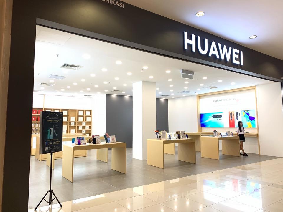 Huawei Experience Store Kluang Mall