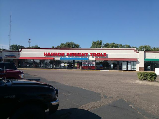 Hardware Store «Harbor Freight Tools», reviews and photos, 9 Signal Hills Center, St Paul, MN 55118, USA