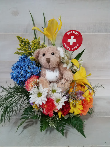 Florist «Around the Corner Florist», reviews and photos, 6003 Main St, Lula, GA 30554, USA