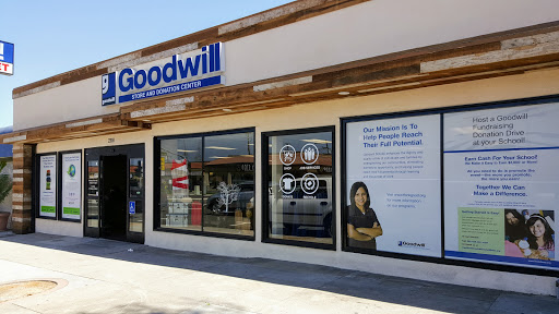 Thrift Store «Goodwill Store & Donation Center», reviews and photos