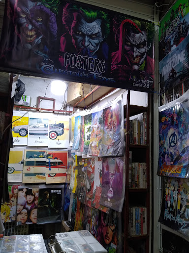Posters Toys Collectors