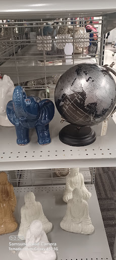 Clothing Store «Burlington Coat Factory», reviews and photos, 800 Barnum Avenue Cutoff, Stratford, CT 06614, USA