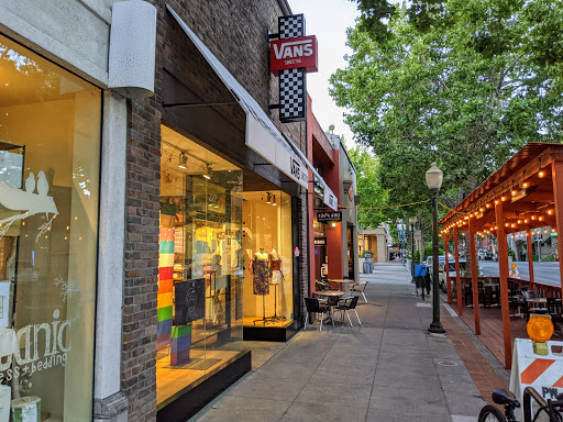 Shoe Store «Vans», reviews and photos, 222 University Ave, Palo Alto, CA 94301, USA