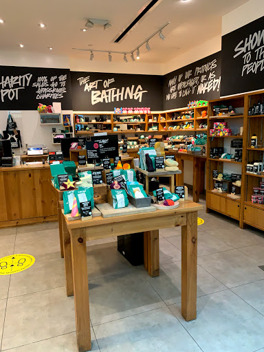 Cosmetics Store «Lush», reviews and photos, 4200 Conroy Rd, Orlando, FL 32839, USA