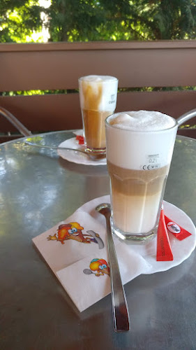 Nyitvatartás: Kóré Cukrászda