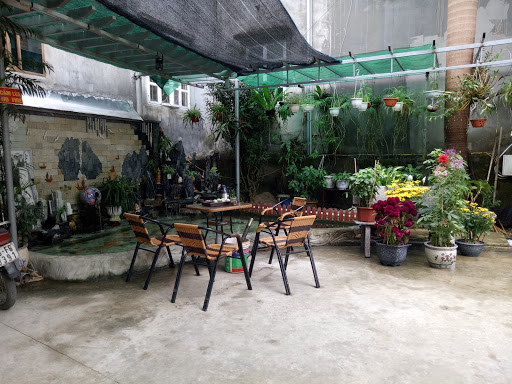 Nhà nghỉ việt hùng