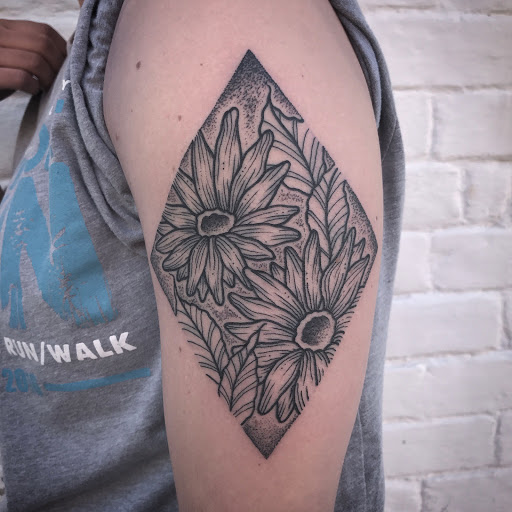 Tattoo Shop «Savannah Ink Tattoo», reviews and photos, 119 Jefferson St, Savannah, GA 31401, USA