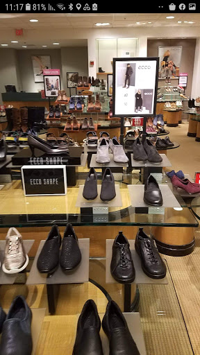 Department Store «Nordstrom Rack Legacy Village», reviews and photos, 25149 Cedar Rd, Lyndhurst, OH 44124, USA