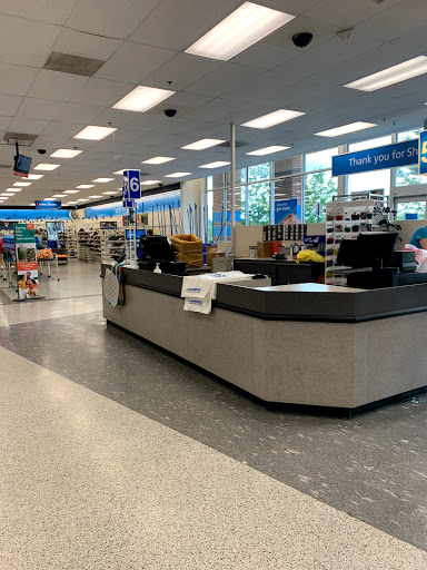 Clothing Store «Ross Dress for Less», reviews and photos, 2460 S Pleasant Valley Rd, Winchester, VA 22601, USA