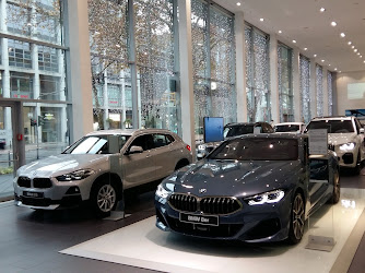 BMW Niederlassung Frankfurt | Autohaus (Neuwagen) | Werkstatt | Service