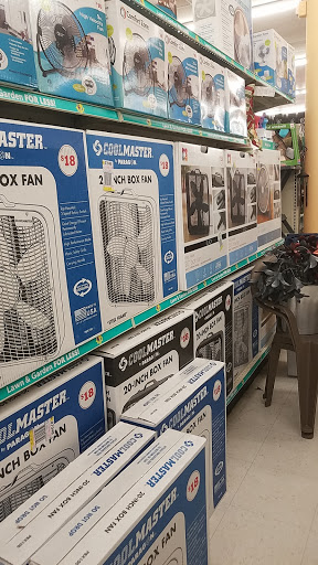 Dollar Store «FAMILY DOLLAR», reviews and photos, 7003 Lankford Hwy, Oak Hall, VA 23416, USA