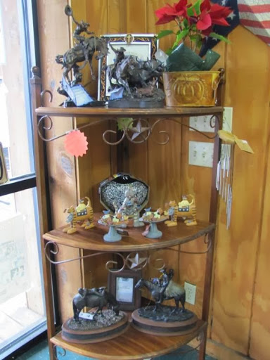 Animal Feed Store «Lochte Feed & General Store», reviews and photos, 509 Longhorn St, Fredericksburg, TX 78624, USA