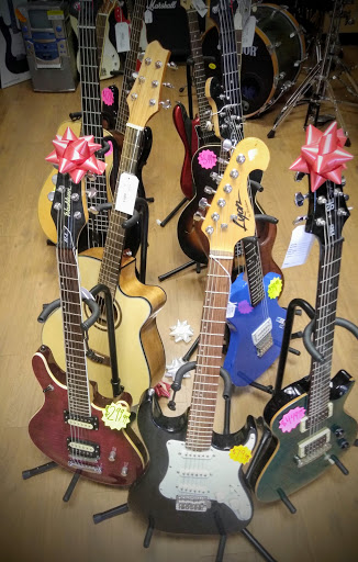 Pawn Shop «EZ Money Pawn», reviews and photos, 2050 W Guadalupe Rd, Mesa, AZ 85202, USA