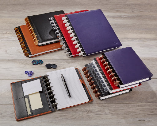 Stationery Store «Levenger», reviews and photos, 111 N State St, Chicago, IL 60602, USA