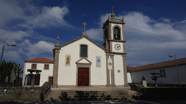 Igreja de Mouquim