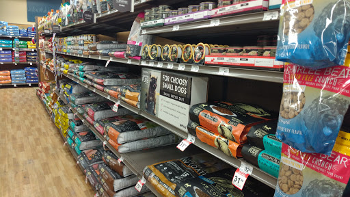 Pet Supply Store «Petco Animal Supplies», reviews and photos, 1470 E Hallandale Beach Blvd, Hallandale Beach, FL 33009, USA