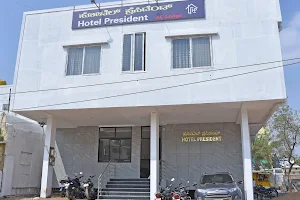 Hotel President Lodge Ilkal image