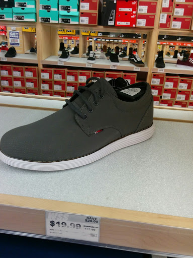 Shoe Store «WSS», reviews and photos, 1125 N Mt Vernon Ave, Colton, CA 92324, USA