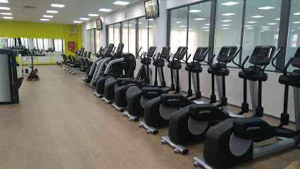 Fitness Sports Center Naranjo - C. de Oviedo, 13, 28942 Fuenlabrada, Madrid, Spain