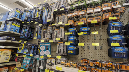 Hardware Store «Harbor Freight Tools», reviews and photos, 6808 W Greenfield Ave, West Allis, WI 53214, USA