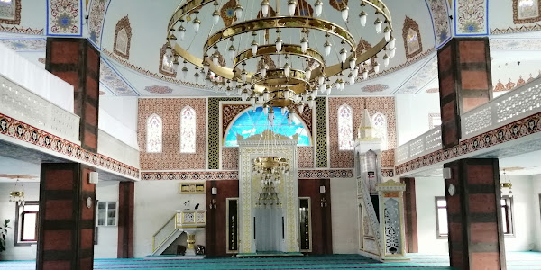 Kozaklı Merkez Cami