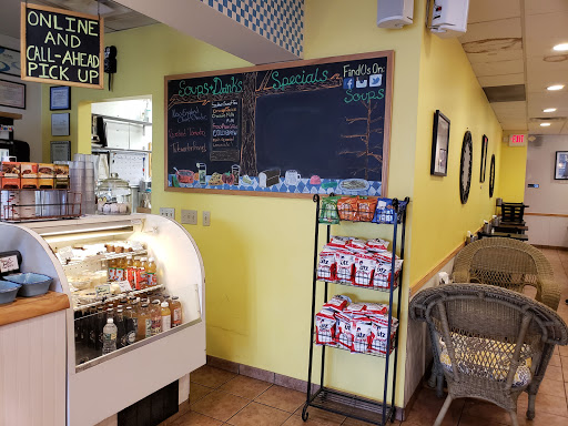 Shopping Mall «Lincoln Court Shopping Center», reviews and photos, 215 Lancaster Ave, Frazer, PA 19355, USA