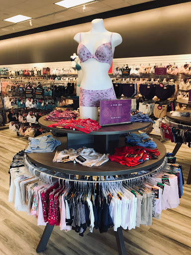 Lingerie Store «Hanesbrands Outlet Store», reviews and photos, 1000 Tanger Dr #101, Locust Grove, GA 30248, USA