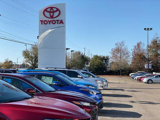 Toyota Dealer «Springhill Toyota», reviews and photos, 3062 Government Blvd, Mobile, AL 36606, USA