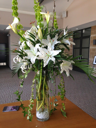 Florist «Corona Rose Flowers & Gifts», reviews and photos, 844 W 6th St, Corona, CA 92882, USA