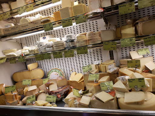 Produce Market «Market Hall Produce», reviews and photos, 5655 College Ave, Oakland, CA 94618, USA