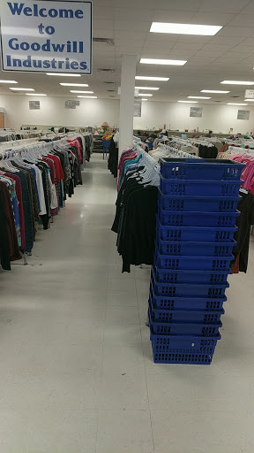 Thrift Store «GCF Donation Center & Store (Cliffdale)», reviews and photos