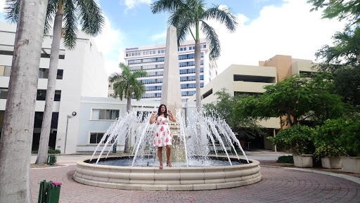 Shopping Mall «Miracle Mile and Downtown Coral Gables», reviews and photos, 220 Miracle Mile, Miami, FL 33134, USA