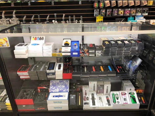 Tobacco Shop «Friends head-shop , tobacco & Hookah lounge», reviews and photos, 3041 E Olive Rd, Pensacola, FL 32514, USA