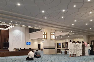 Sheikh Abdullah Al-Khulaifi mosque image