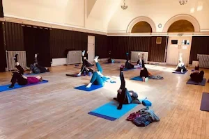 Vernyoga - Yoga, Pilates & Zumba in Weybridge, Byfleet & Hersham image