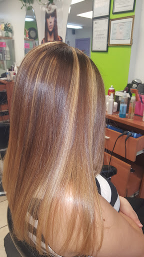 Hair Salon «Stella Dominican Hair Salon», reviews and photos, 1107 Cottman Ave, Philadelphia, PA 19111, USA