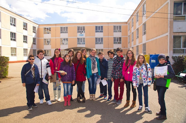 Opinii despre Gimnaziala „Grigore Moisil” în Prahova - Școală