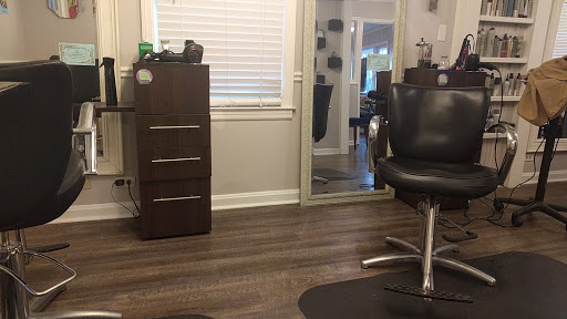 Hair Salon «Fresche Hair Salon», reviews and photos, 5464 Five Forks Trickum Rd, Stone Mountain, GA 30087, USA