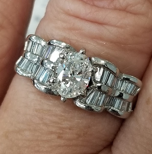 Jeweler «Huck Jewelers», reviews and photos, 1563 S Highland Ave, Clearwater, FL 33756, USA