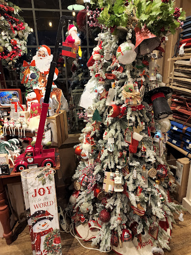 American Restaurant «Cracker Barrel Old Country Store», reviews and photos, 2697 Highwood Blvd, Smyrna, TN 37167, USA