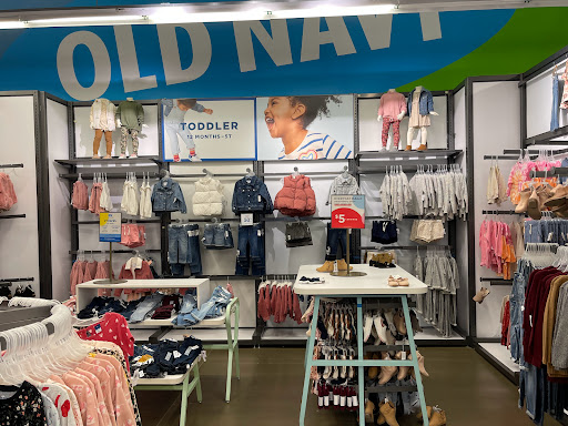 Clothing Store «Old Navy», reviews and photos, 23672 US Hwy 19 N, Clearwater, FL 33765, USA